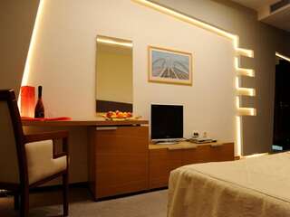 Отель Hotel Vukov Most Никшич Люкс с 1 спальней-5